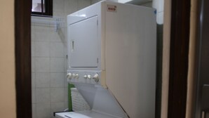 Unclassified image, 3 of 9, button - Wonderfull Loft! Great Pool View. Tranquile stay. (Panama)