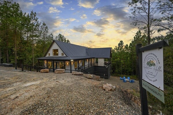 Exterior - Blue Tranquility-2 BR-Timber Creek (Broken Bow)