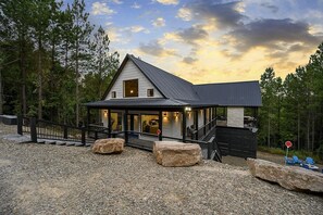 Exterior - Blue Tranquility-2 BR-Timber Creek (Broken Bow)