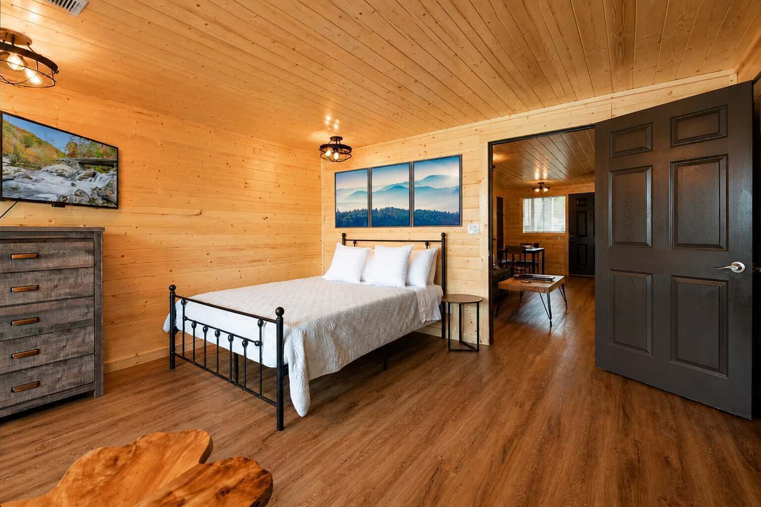 1 chambre, fer et planche à repasser, Wi-Fi, literie fournie
