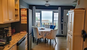 Dining - Welcome to the Weirs -Lake View Condo - Late Check-out Sundays (Laconia)