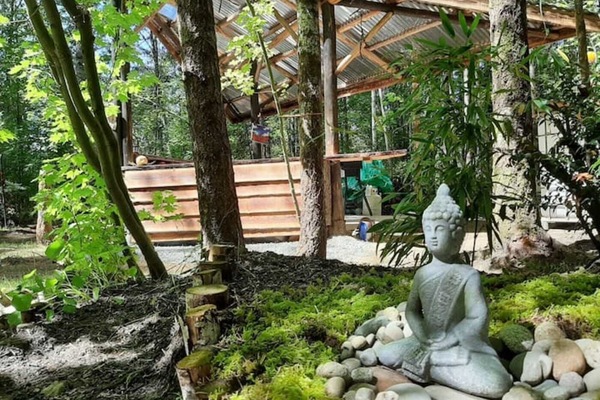 Enceinte de lâhĂ©bergement