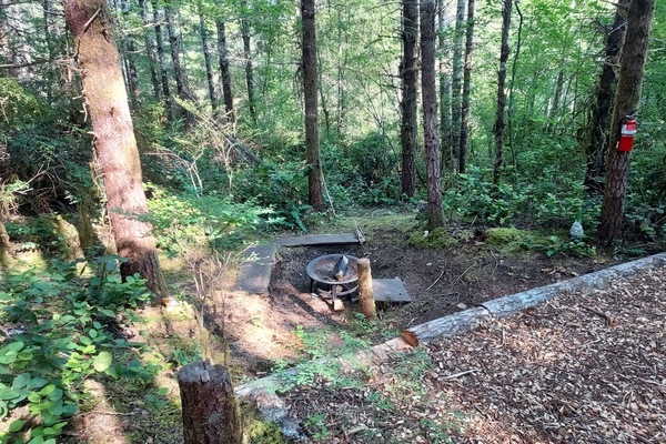 Enceinte de lâhĂ©bergement