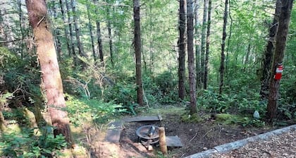Camping in the Shire at Elfendahl Forest.