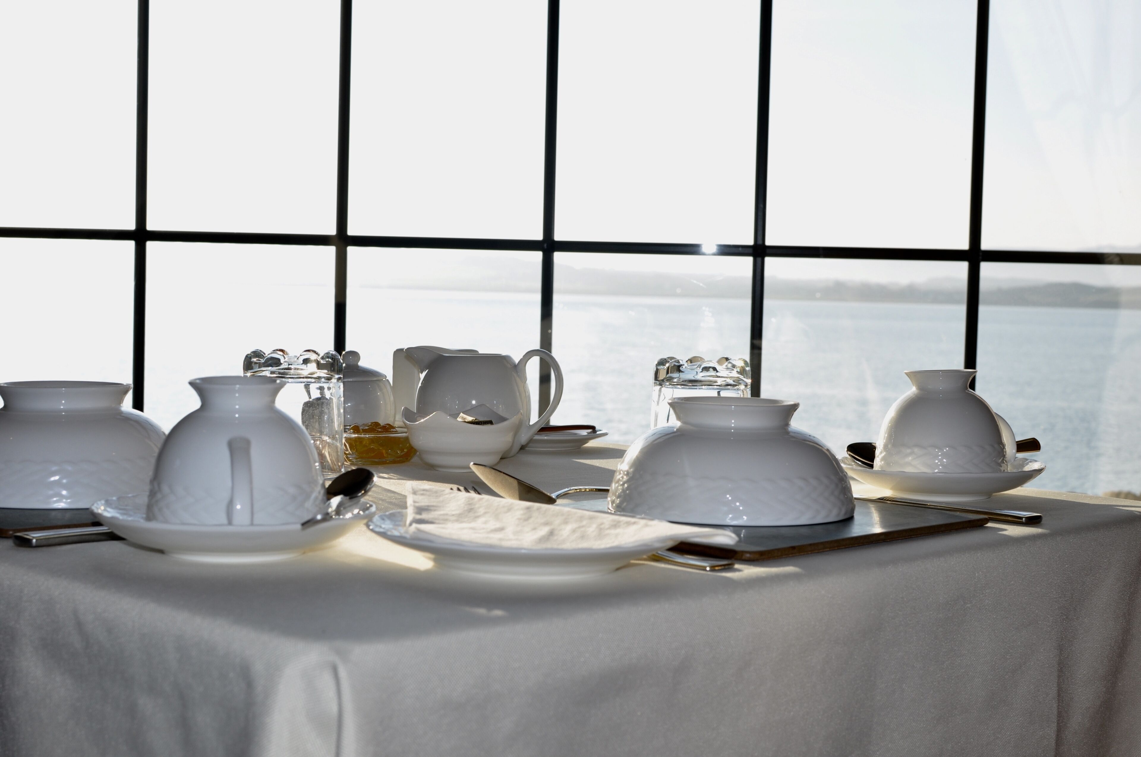Free daily local cuisine breakfast 
