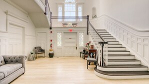 Interior - The Kemble Berkshires (Lenox)
