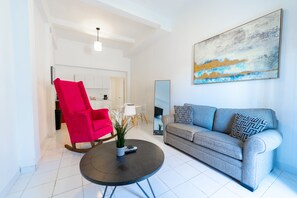 Departamento Confort | Área de sala de estar | Smart TV 