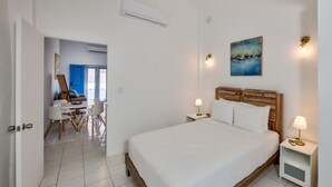 Unclassified image, 5 of 45, button - Casa Pelayo (San Juan)