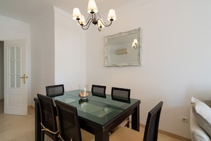 Dining - Marbella Playa 2 1 A (Marbella)