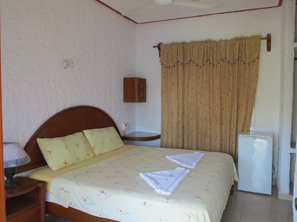 Hotel Holmar by null