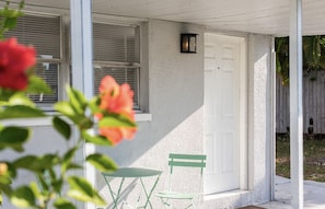 Exterior detail - ★ Marina Point: Waterfront & 10 min from Airport ★ 8818A (Tampa)