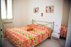 2 Schlafzimmer, Bügeleisen/Bügelbrett, Reisekinderbett, WLAN