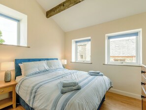 2 bedrooms, bed sheets