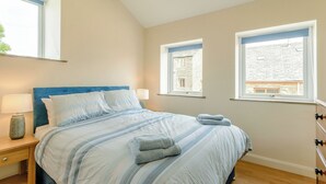 2 bedrooms, bed sheets