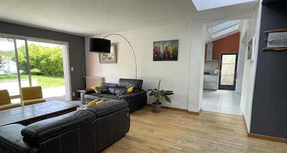 Grande Maison Familiale à Nantes Avec Piscine