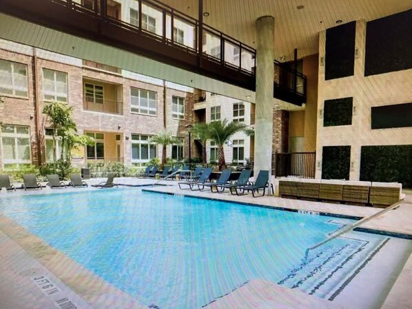 Outdoor pool - High Rise Condo/Apartment in the Medical Center Area (Houston)
