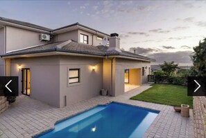 Pool - Private, secure 4 bedroom Villa with pool and view (Cape Town)