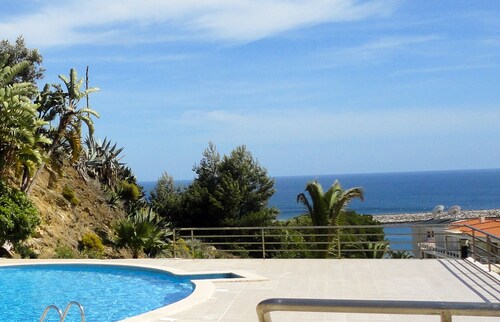150m From the Beach With Pool
