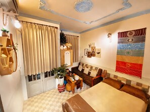 1 bedroom, desk, iron/ironing board, free WiFi