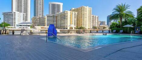 Outdoor pool, a heated pool