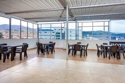 Ayenda Agustin Plaza