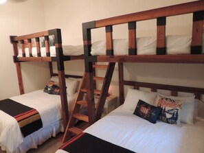 1 chambre, accès au Wi-Fi (inclus), literie fournie