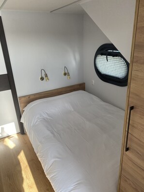 2 slaapkamers, wifi, beddengoed