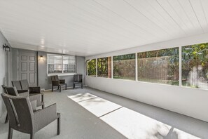 Interior - Fully renovated Boho cottage with 3 bedrooms & king bed just outside of Mt Dora (Sorrento)