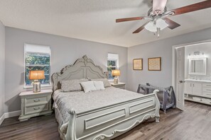 3 bedrooms, iron/ironing board, free WiFi, bed sheets - Fully renovated Boho cottage with 3 bedrooms & king bed just outside of Mt Dora (Sorrento)