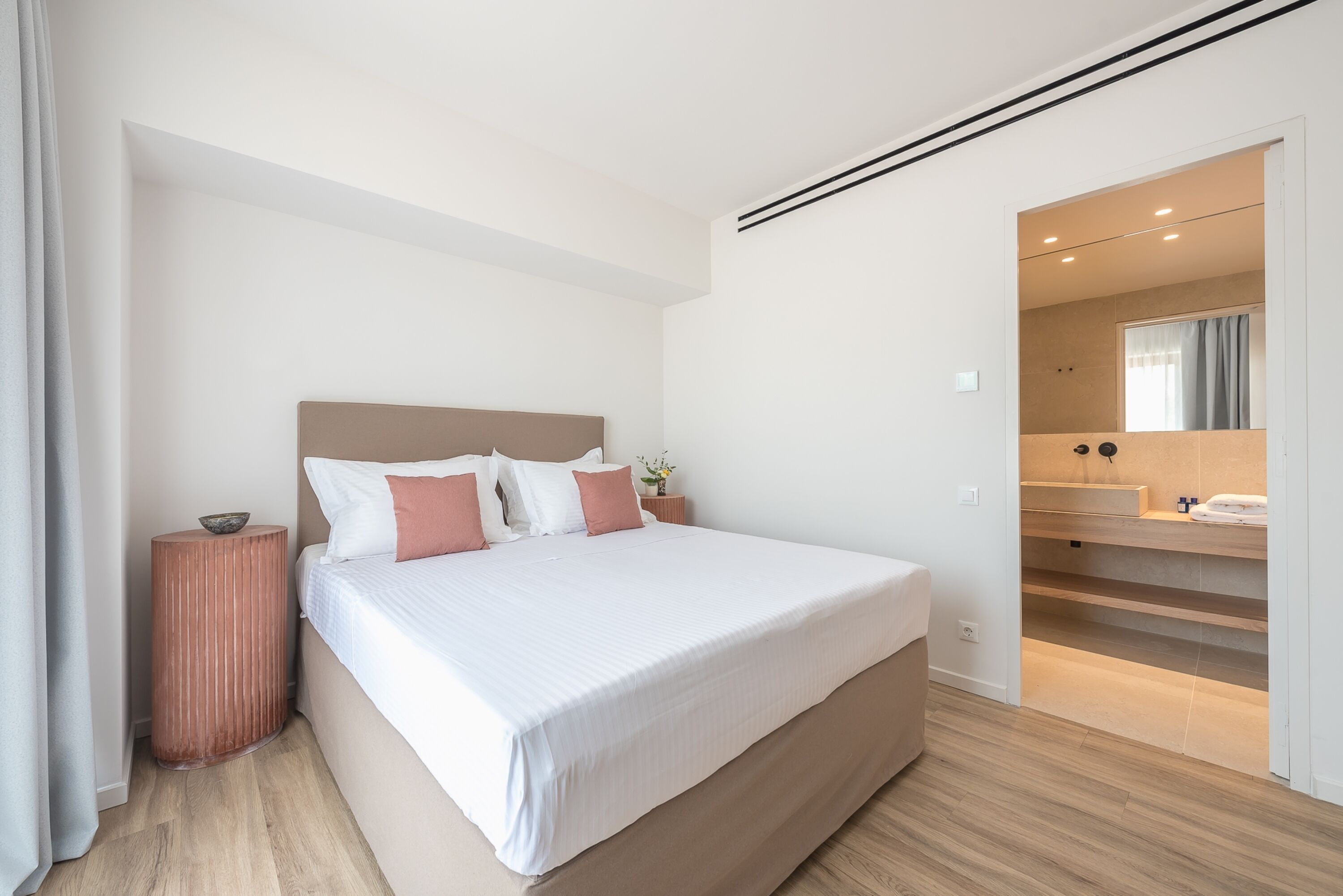 Photo - Ceramian Athens