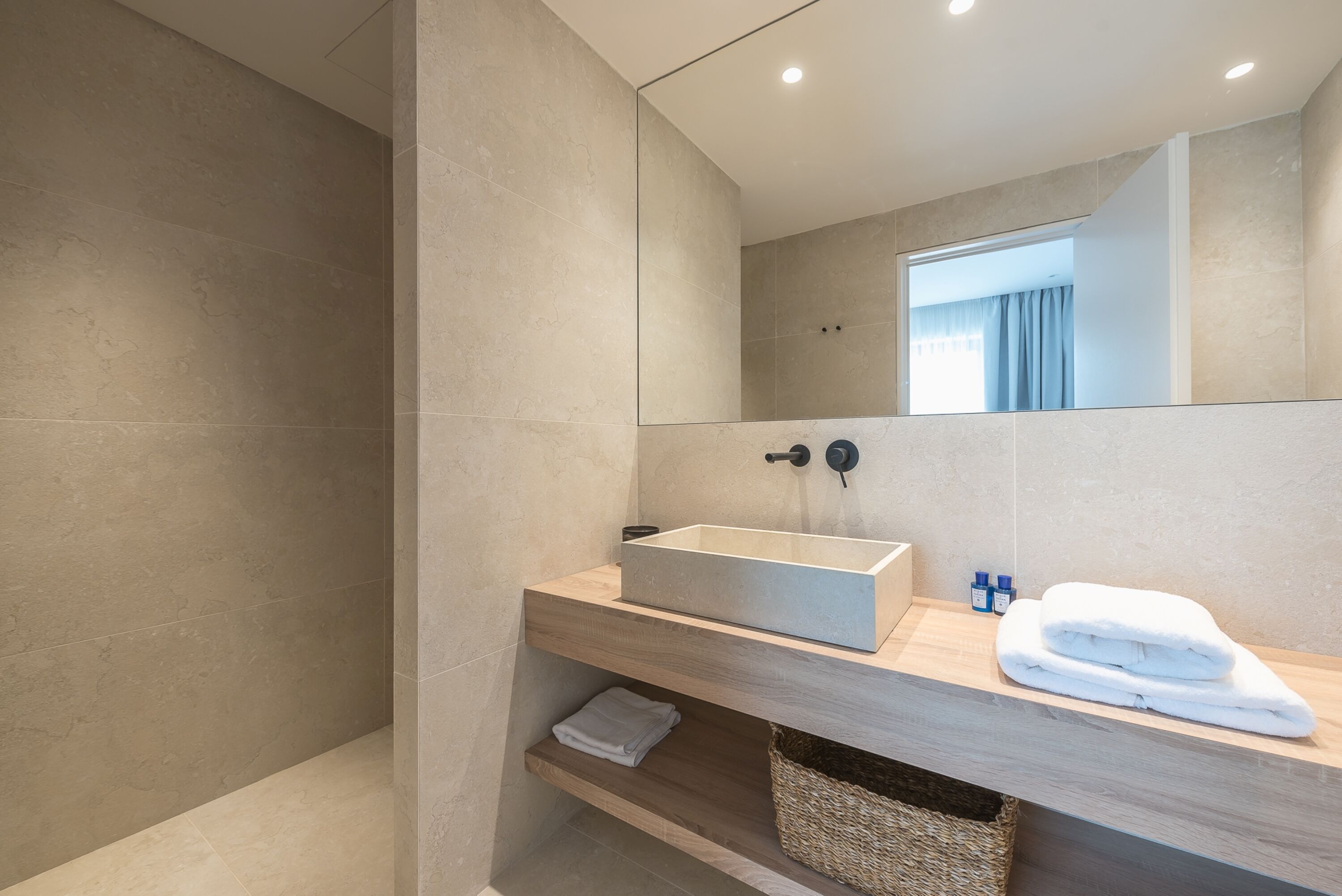 Photo - Ceramian Athens