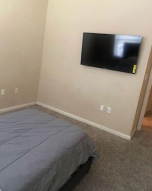 2 bedrooms
