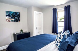 2 Schlafzimmer, Schreibtisch, Bügeleisen/Bügelbrett, WLAN