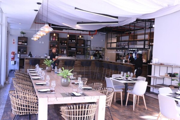 Dining - Apartment with balcony (Windhoek)