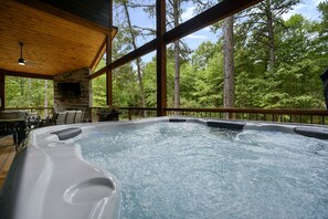 Bain à remous extérieur