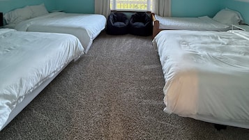 4 Schlafzimmer, Bügeleisen/Bügelbrett, Reisekinderbett, kostenloses WLAN