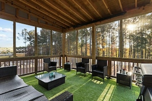 Property grounds - Ultimate 8BR Getaway w/lake views, bar, gym, movie theater, and much more... (Loganville)