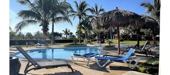 Villa Sofia - A Peaceful Ocean Front Retreat!