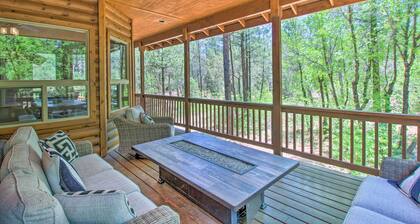 Wooded Hideaway! Spacious Show Low Log Cabin