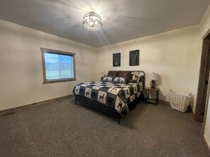 4 Schlafzimmer, Bügeleisen/Bügelbrett, Reisekinderbett, kostenloses WLAN