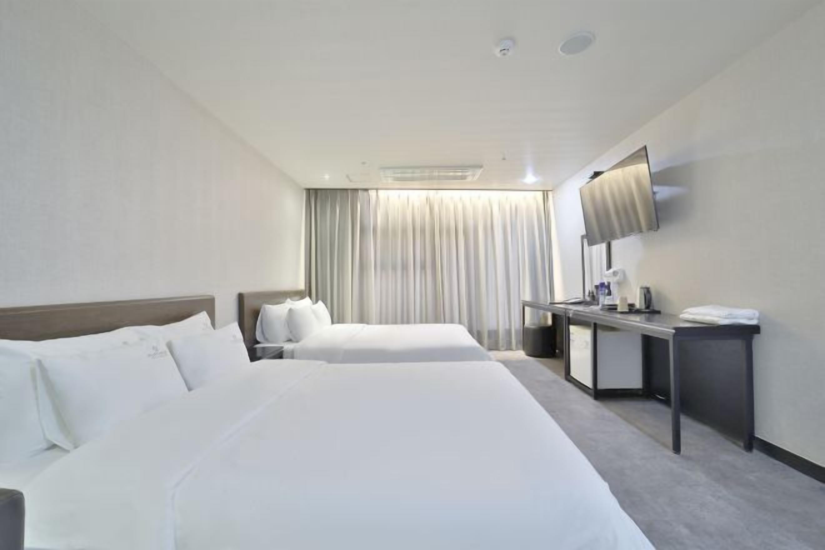 Premium bedding, free WiFi, bed sheets