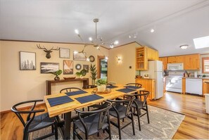 Dining - Riverfront Paradise w/ Hot Tub--Little River House (Gold Bar)