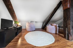 Interior - GetTheKey Pavaglione Apartment (Bologna)