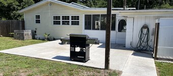 charming home in st augustine -Dog Friendly/Family friendly