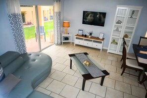 Smart TV, videogiochi, libri