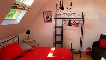 2 室のベッドルーム、WiFi