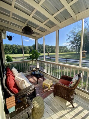 Property grounds - Experience a New 3 Bedroom Farm House (Greenville)