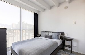 1 bedroom, desk, iron/ironing board, free WiFi