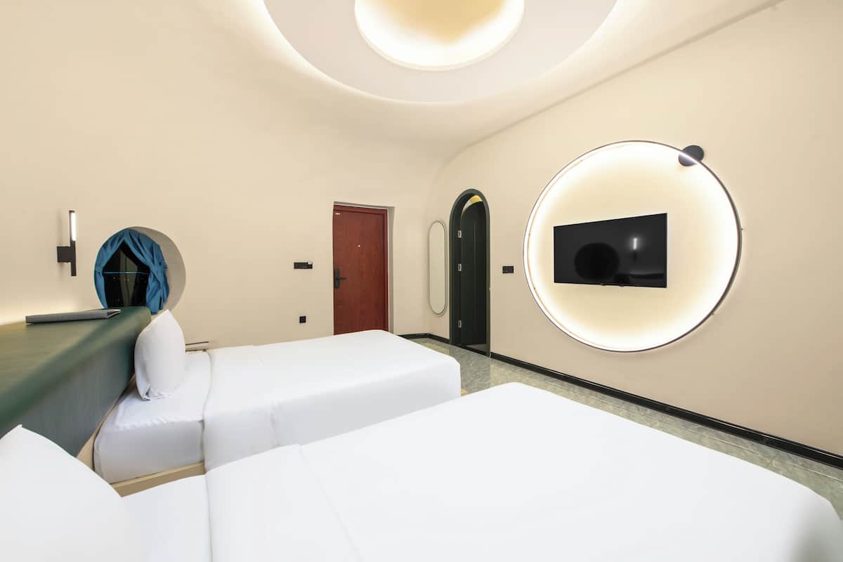 Design Twin Room