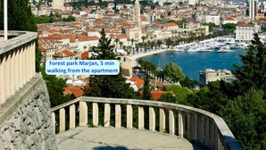 A coastal cityscape with a view of the sea, a marina, and a forest park called Marjan. - Apt Sleeps 2 with Sea Proximity (Split)